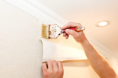 Pose de papier peint à Sadillac — revêtements muraux et toiles de verre